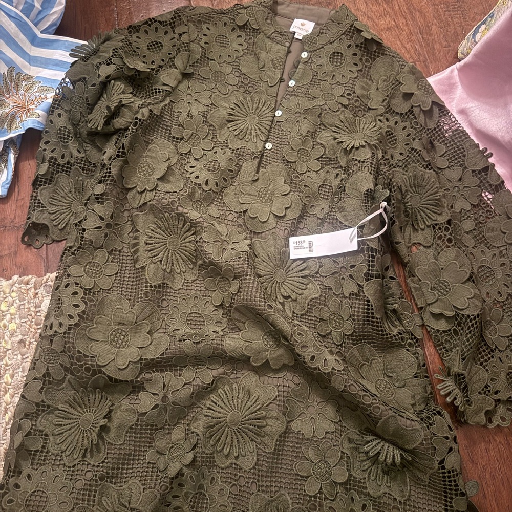 Green Casual Dress with Button Down Style